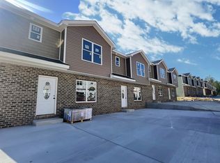 107 Christian Ct, Hurricane, WV 25526