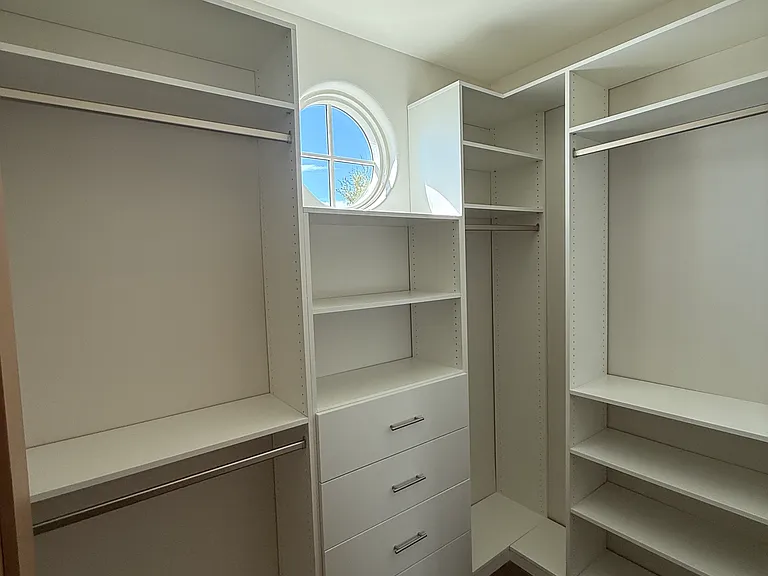 301 W Comstock Ave #3 — Photo 17