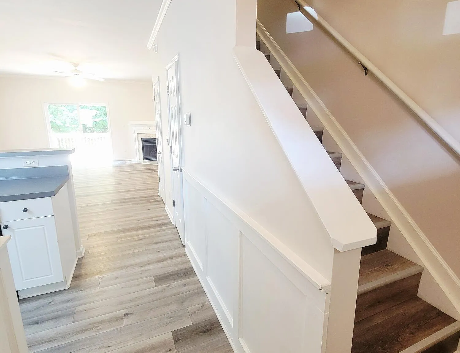 2 bed, 2.5 bath, 1156 sqft, $1,850 — Photo 2