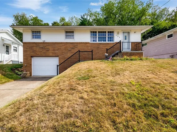 131 Theresa Dr, Weirton, WV 26062