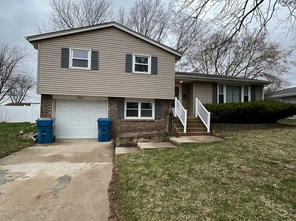 851 Robert Dr, Bourbonnais, IL 60914