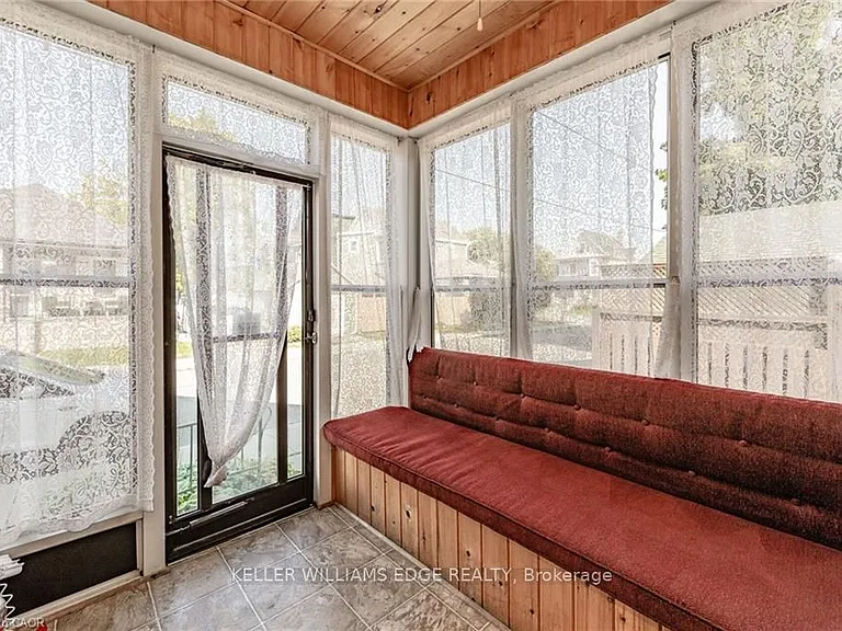 252 Beechwood Ave — Photo 5