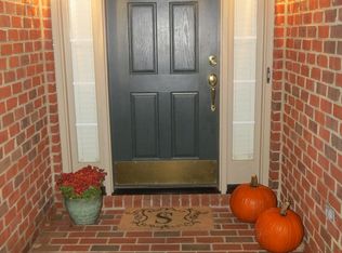 1035 Prestwick Ct, Clemmons, NC 27012