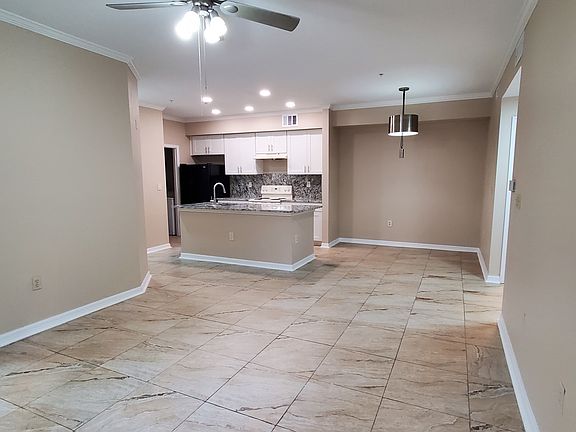 5th image of 5606 Pinnacle Heights Cir APT 101
