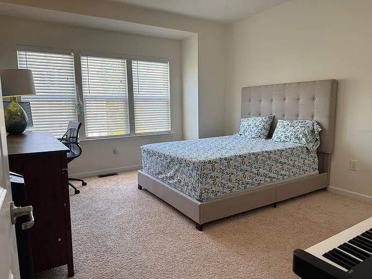 723 Edgewater Ridge Ct — Photo 12