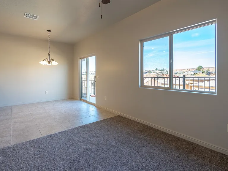 370 W Buena Vista Blvd #111 — Photo 22