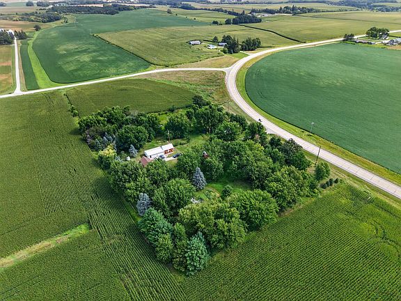 4th image of 6119 County Road 10 SE