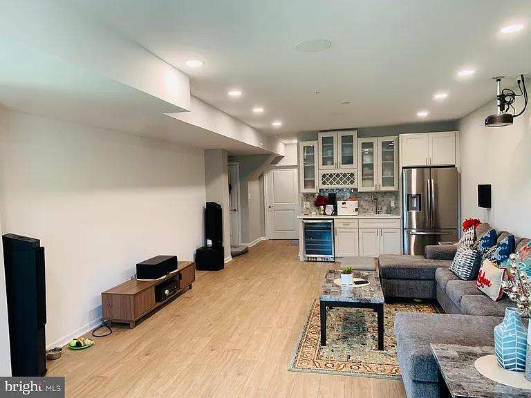 427 Lee Pl — Photo 29