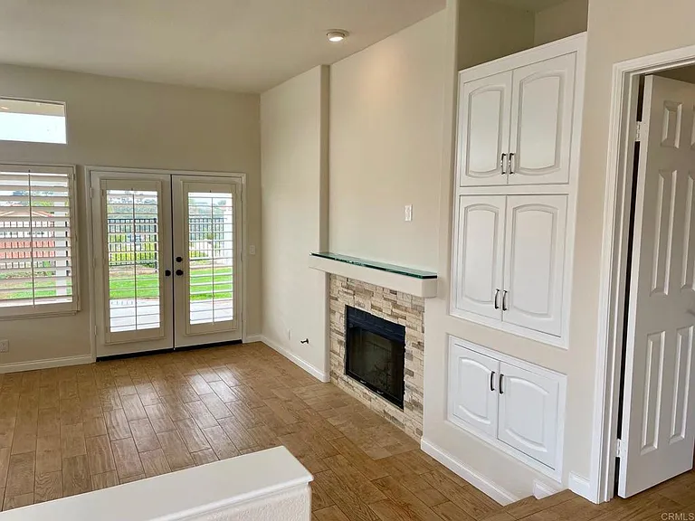 4451 Coastline Ave — Photo 6