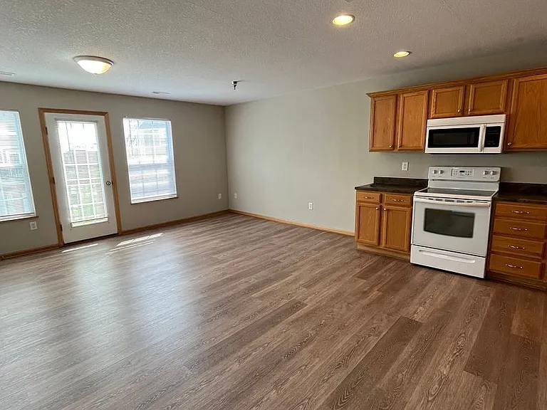 2150 NE 18th St #92 — Photo 5