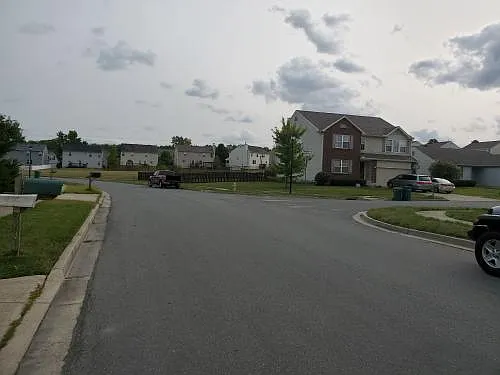 2294 Hazelnut Dr — Photo 4