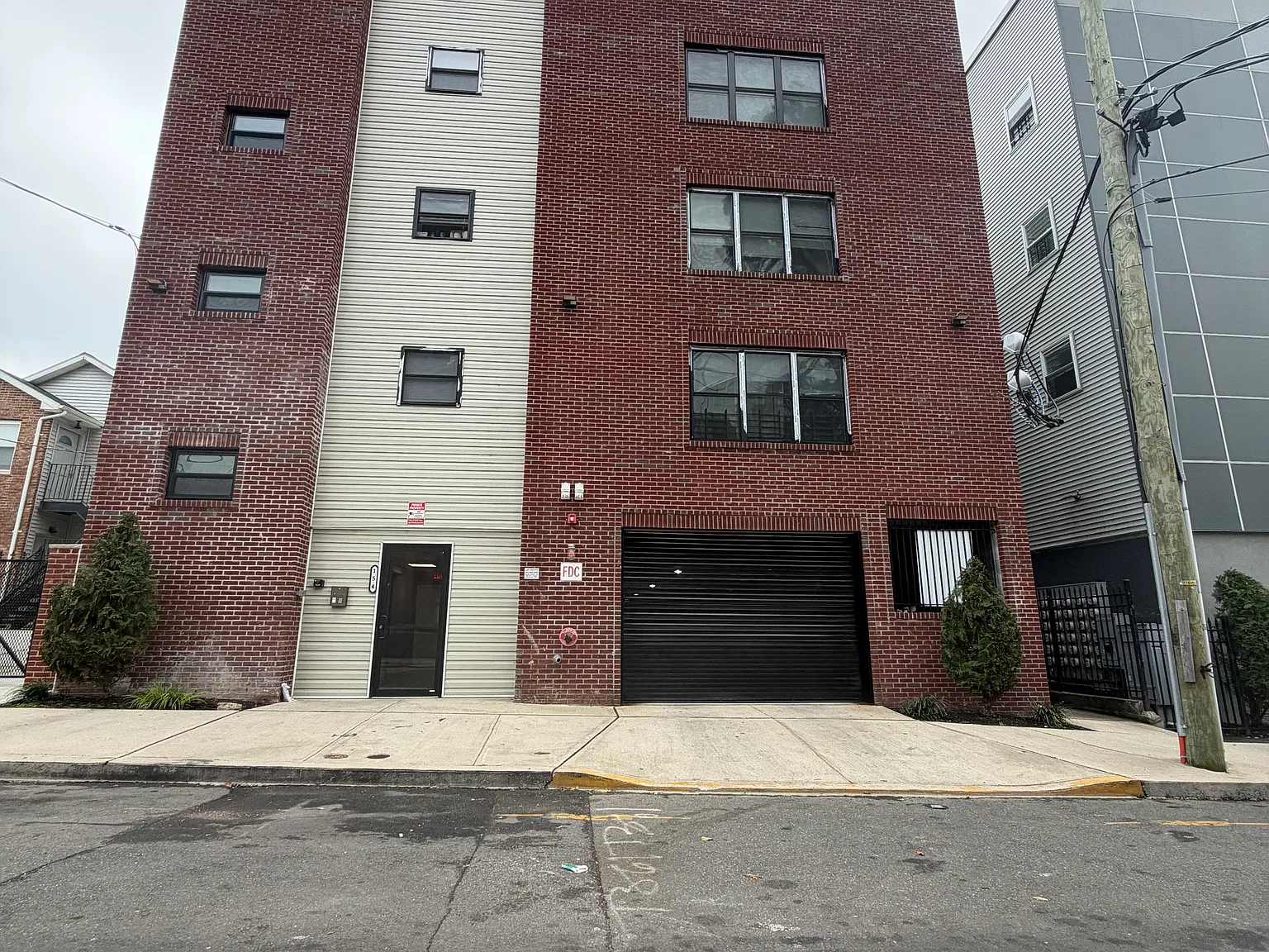 1 bed, $1,718 — Photo 1
