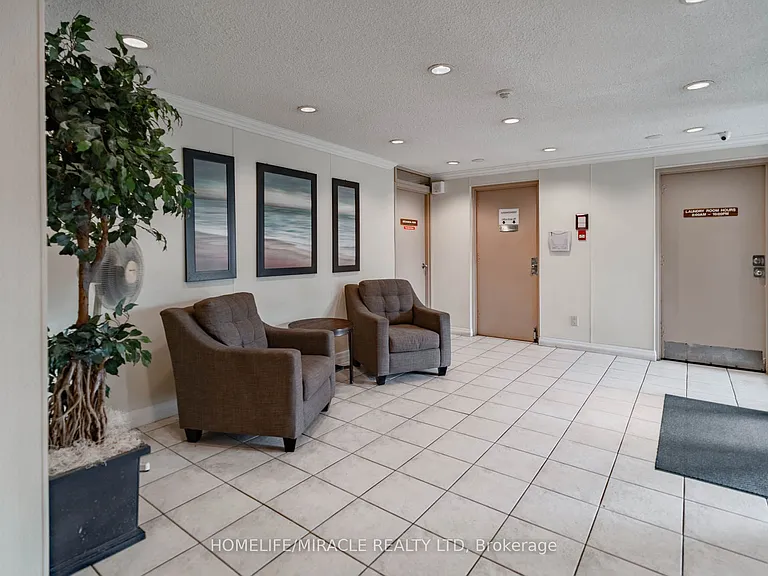 3025 Queen Frederica Dr #807 — Photo 45