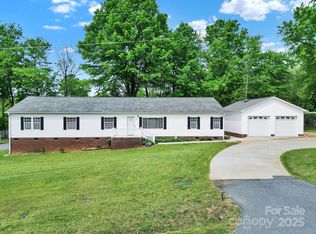 1981 Line Rd, Lancaster, SC 29720