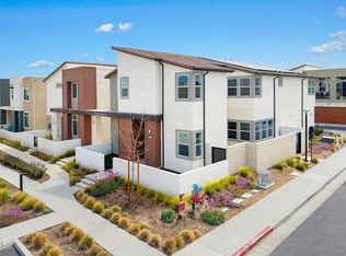 26945 Nature View Pl, Valencia, CA 91381