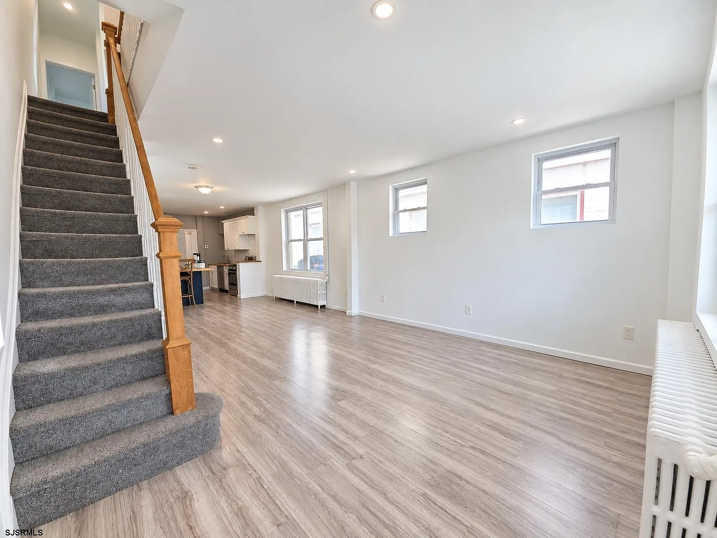 3 bed, 1.5 bath, 1486 sqft, $2,375 — Photo 4