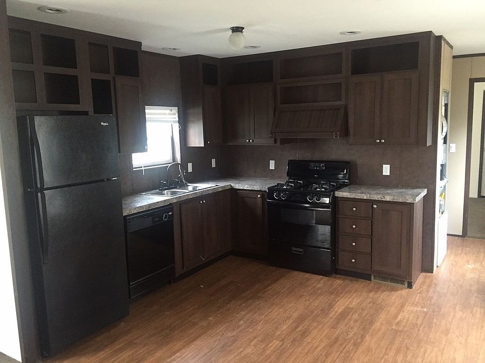 2nd image of 8008 Ridge Rd Lot 3