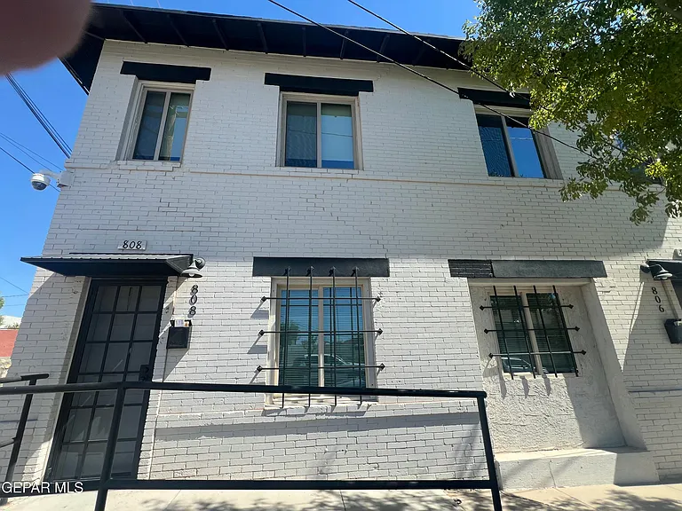 806 N Williams St — Photo 4