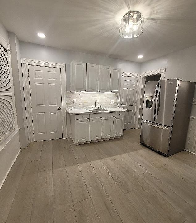1st image of 500 Winchester Ave Floor 1