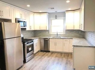 155 S Main St, Lodi, NJ 07644