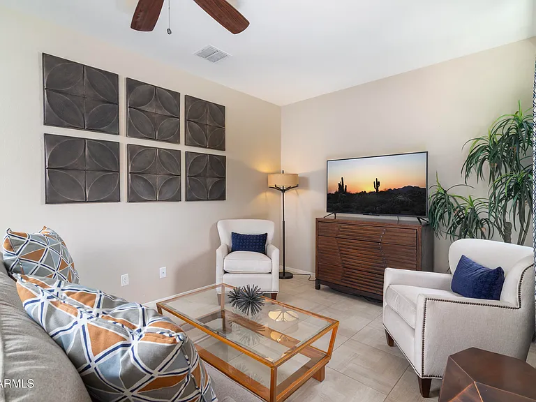 5156 N Desert Ave — Photo 12