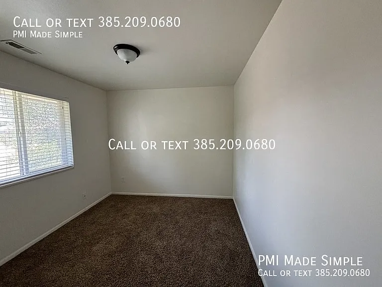 567 N 880 E #6 — Photo 15