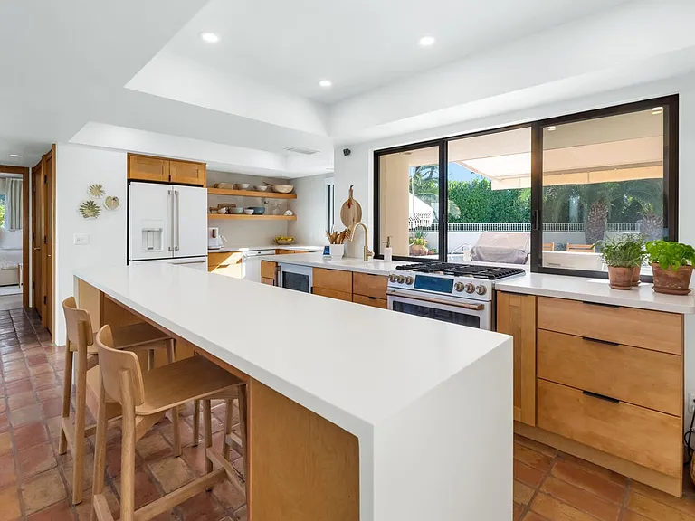 9447 E Calle De Valle Dr — Photo 10