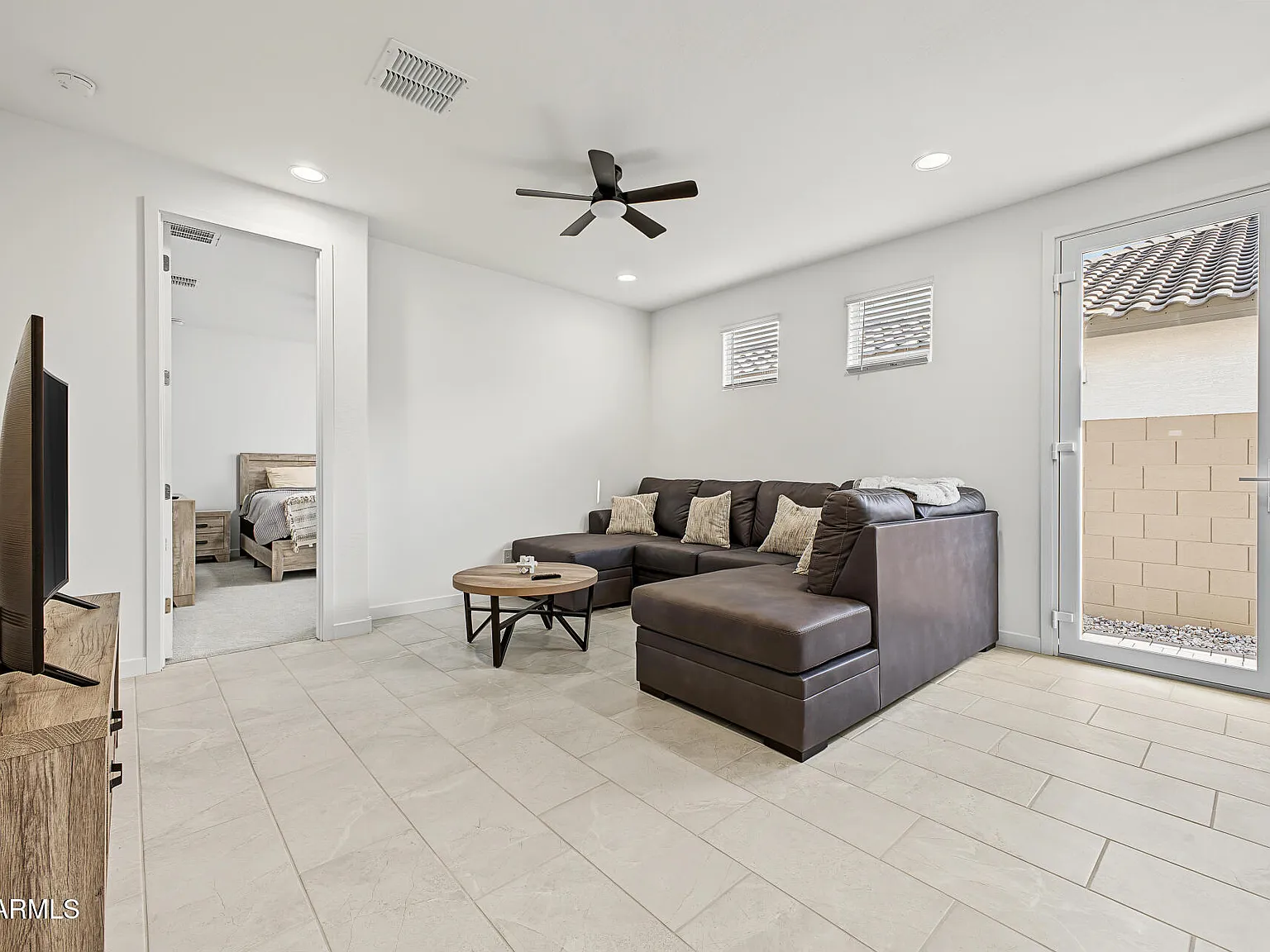 1 bed, 1.0 bath, 800 sqft, $2,000 — Photo 4