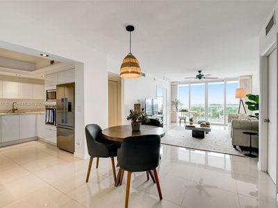 5600 Collins Ave APT 9M, Miami Beach, FL, 33140