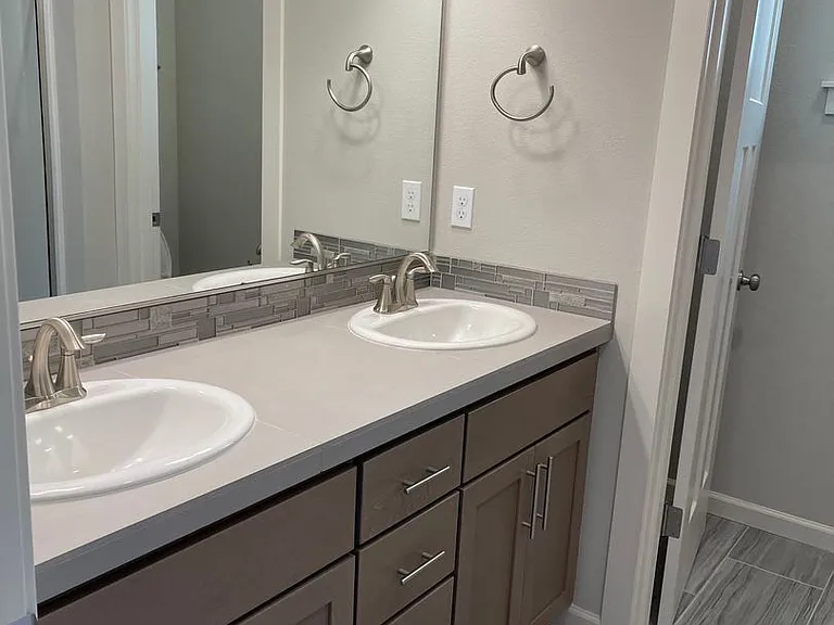 2091 Legacy Heights Dr SE — Photo 20