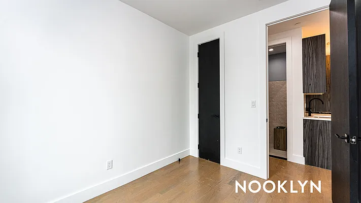 Rented by Nooklyn NYC LLC | media 17