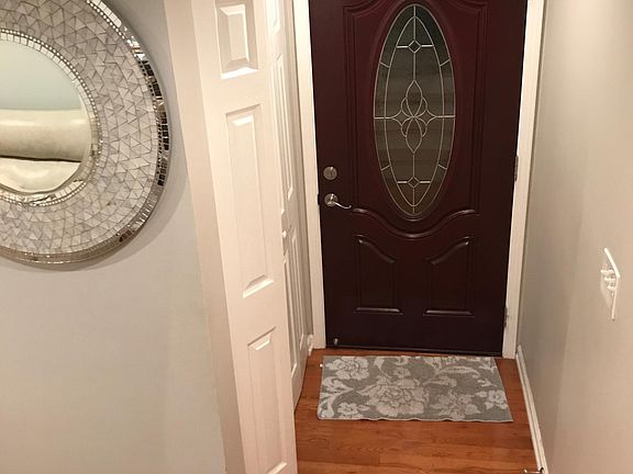 4th image of 247 Robert Dr #2