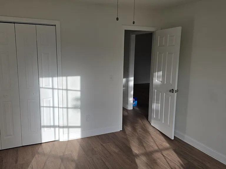 139 Heritage Cir — Photo 12