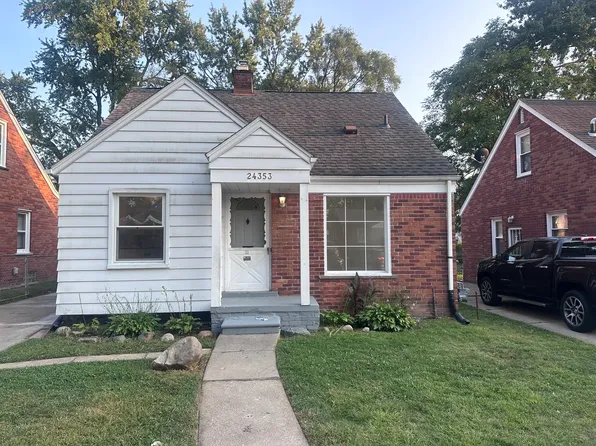 24353 Colgate St, Dearborn Heights, MI 48125