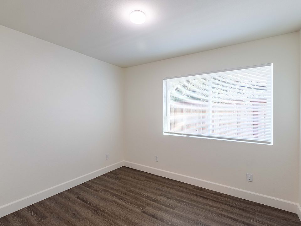 Bedroom #1