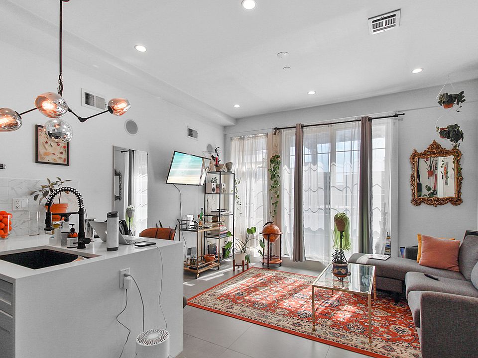 1st image of 1161 Myrtle Ave #3F