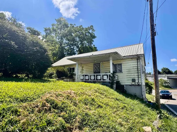 357 Satterfield St, Fairmont, WV 26554