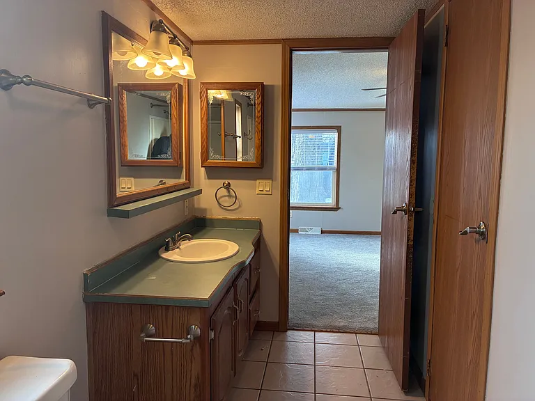 5535 Dysart Rd — Photo 104