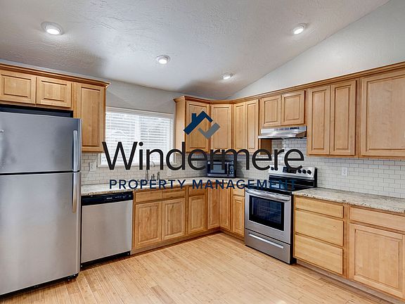 2nd image of 479 Cox Dr