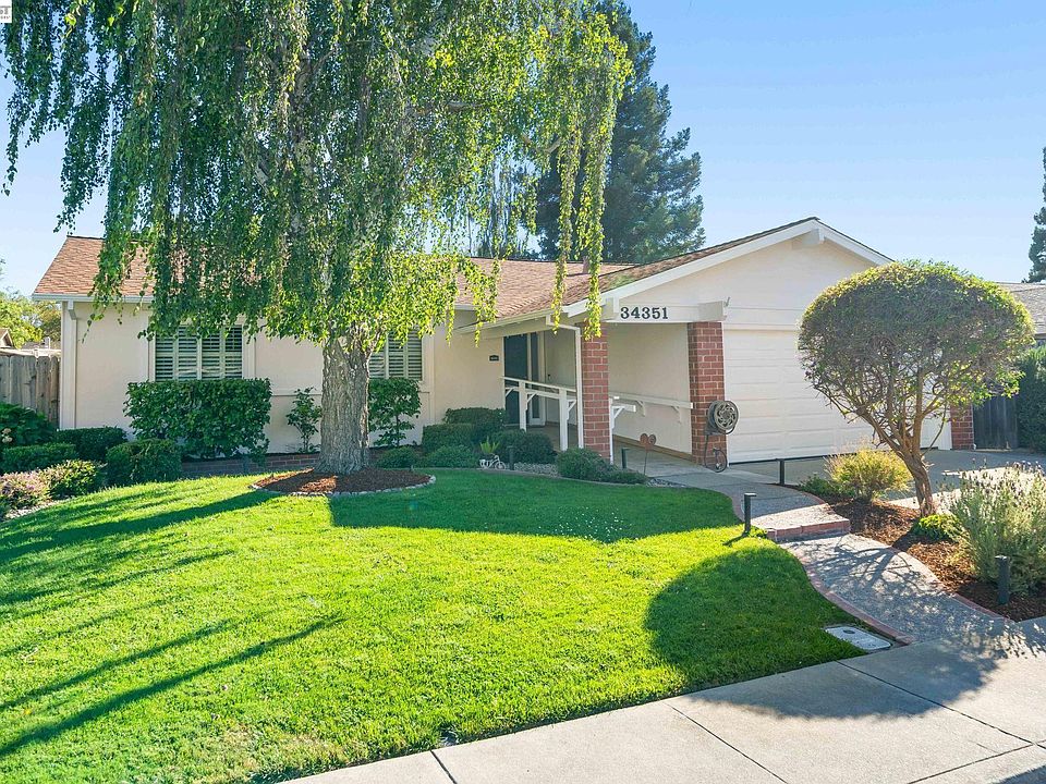 1st image of 34351 Newton Ct