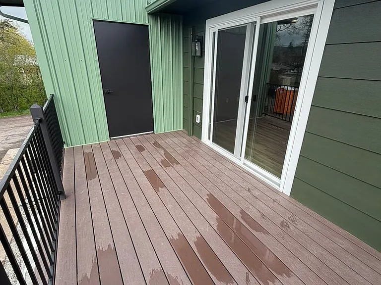 218 W Nevada St — Photo 20