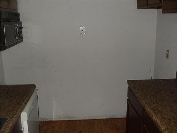 4th image of 3562 Vespasian Blvd APT 100