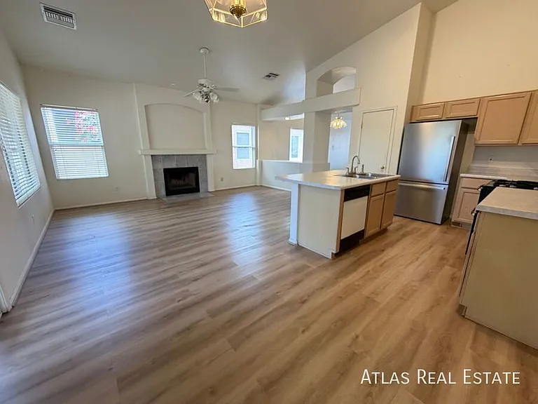 7794 S Trumpet Vine Ave — Photo 26