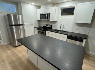 6555 NE Davis St #B, Portland, OR 97213