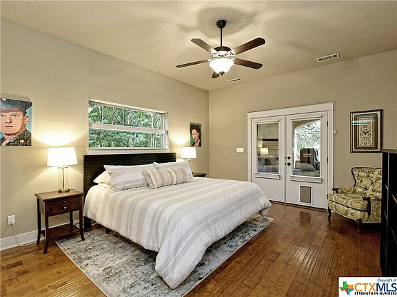 5th image of 2272 Park Place Cir
