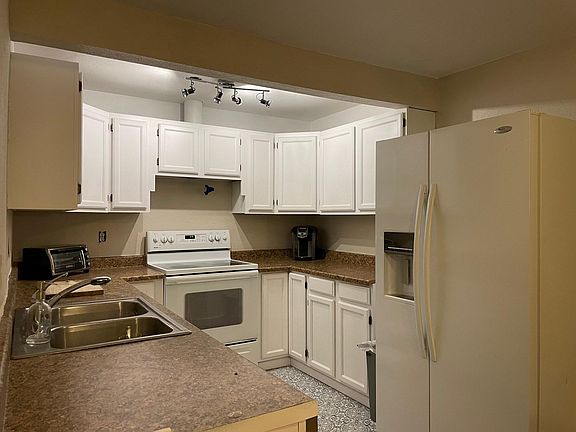 3rd image of 6815 NE 204th St #A