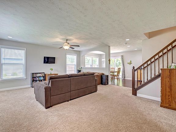 3rd image of 4774 W Hidden Meadow Dr