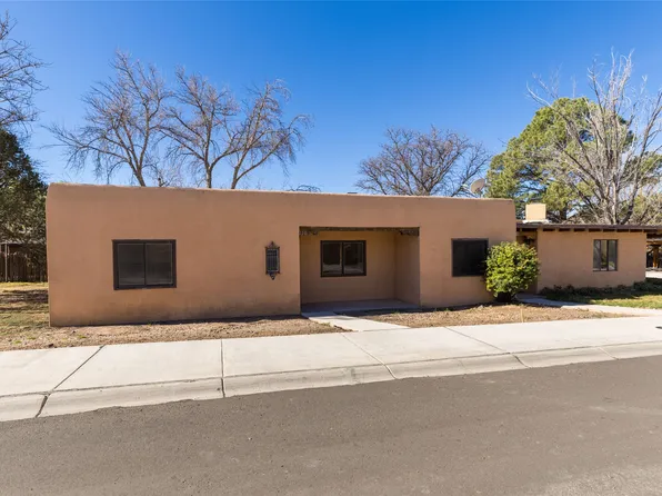 110 Camino Santiago A&b Sta, Santa Fe, NM 87501