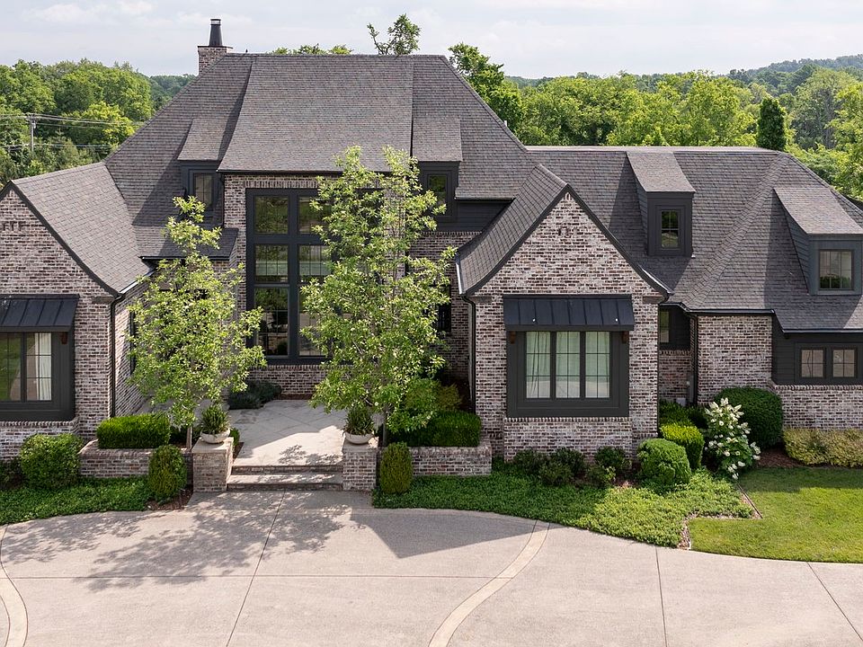1st image of 1452 Witherspoon Dr