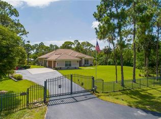 24576 Rodas Dr, Bonita Springs, FL 34135